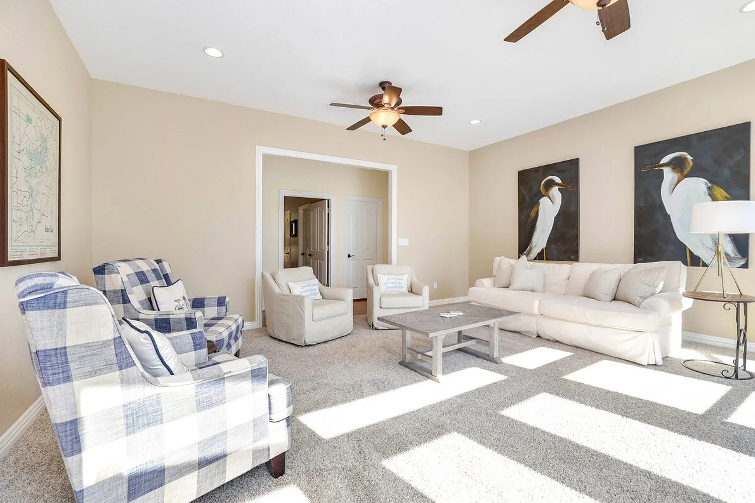 4 bed, 3.0 bath, 3401 sqft, $5,424 — Photo 3