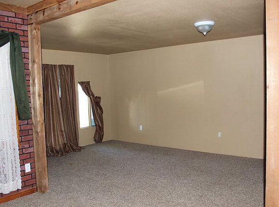 5th image of 1710 N Dixie Blvd