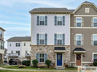 303 Bayside Ct, South Amboy, NJ 08879