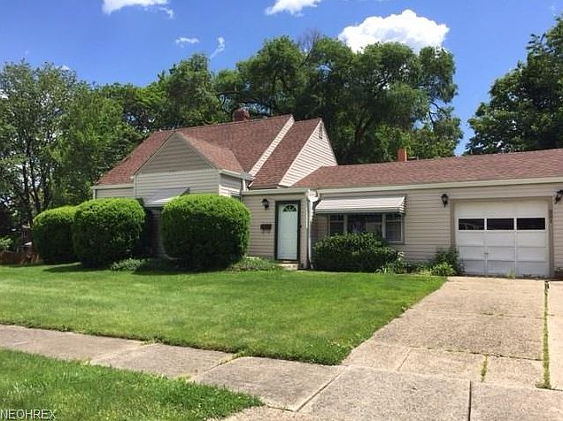 1st image of 221 Mission Dr