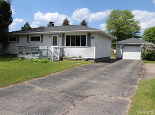 46 Adams St, Gwinn, MI 49841