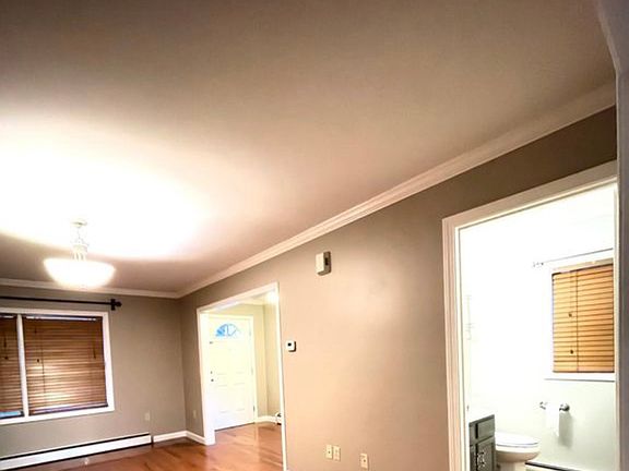 2nd image of 17 Putnam St #1