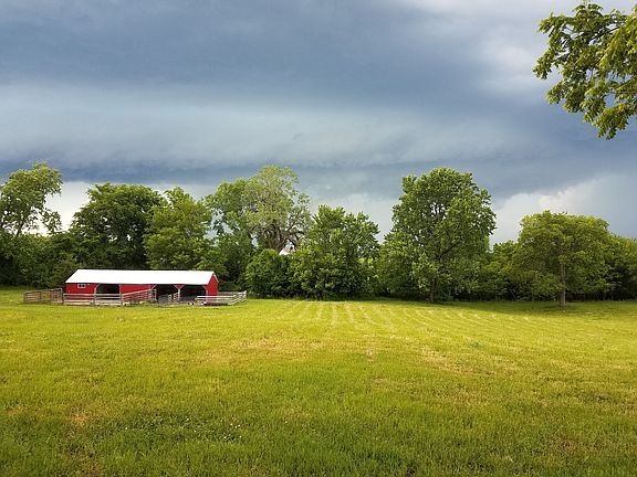 Barn