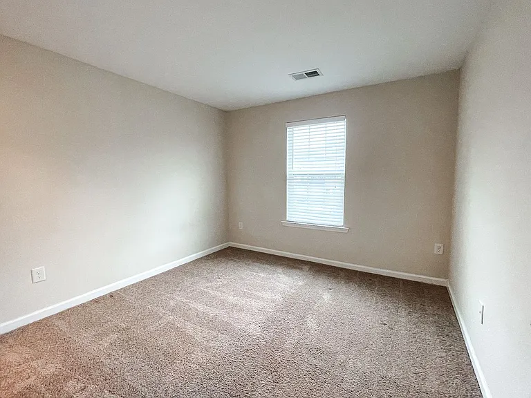 120 Kelly St — Photo 46