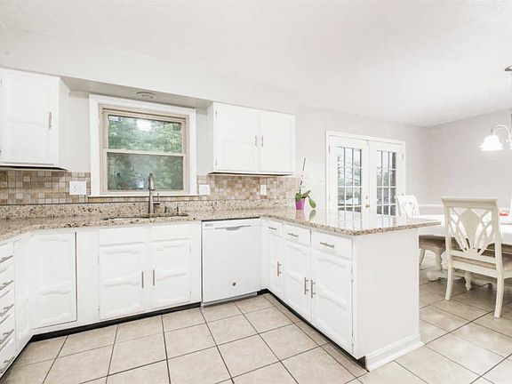 2nd image of 3908 Kittiwake Ct