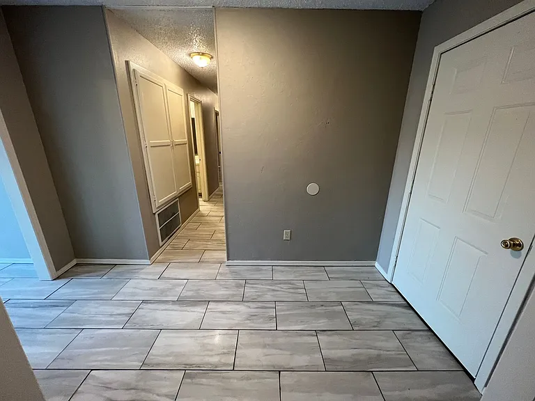 202 Loop W — Photo 12
