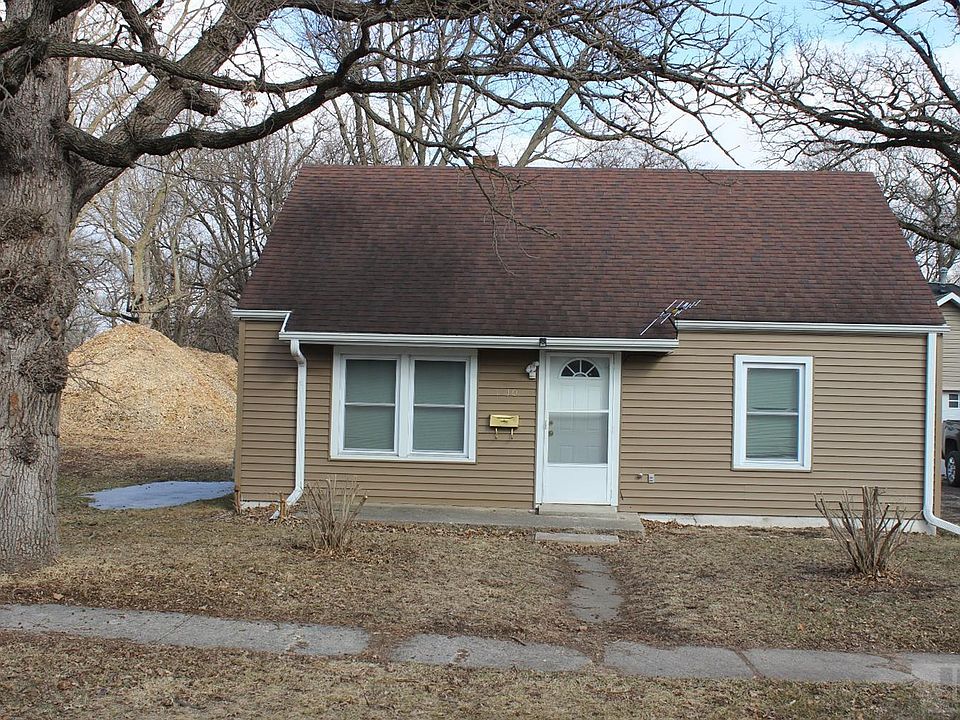 2nd image of 1710 River St