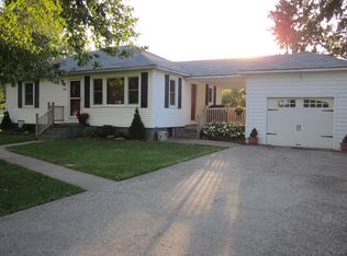 1319 S 3rd St, Boonville, IN 47601