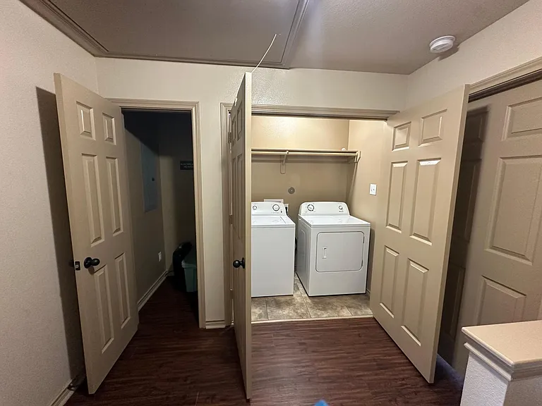 3109 Elks Dr #A-B — Photo 7