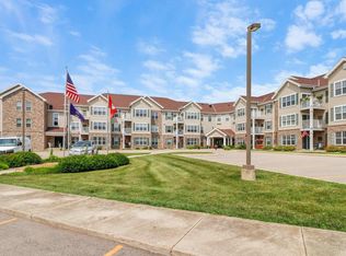 6802 Parkside Cir, Deforest, WI 53532