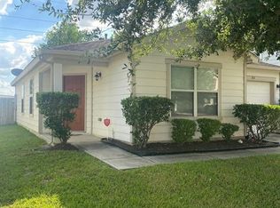 454 Silky Leaf Dr, Houston, TX 77073