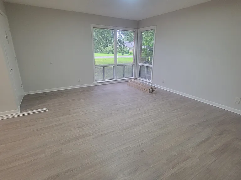 103 Old Bastrop Rd — Photo 9