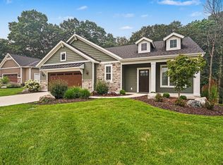 4617 Cottage Creek Ln, Holland, MI 49423