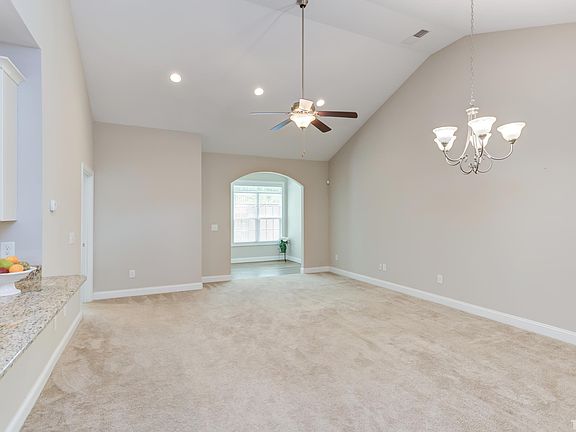 4th image of 594 Retriever Ln