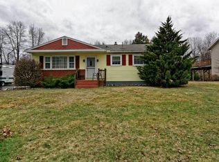 24 Dobert Ct, Wynantskill, NY 12198