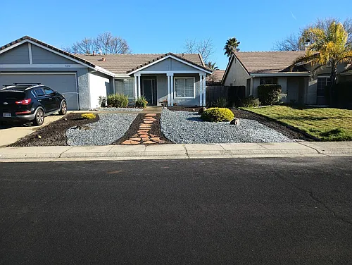 5642 Harvest Rd Photo 1