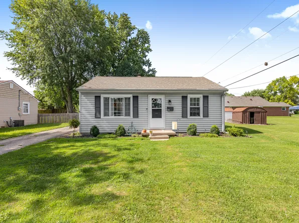 156 E Carlisle St, Mooresville, IN 46158