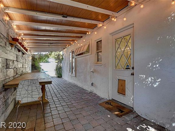 3rd image of 1321 Sweeney Ave