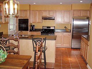 2nd image of 3736 Springdale Cir