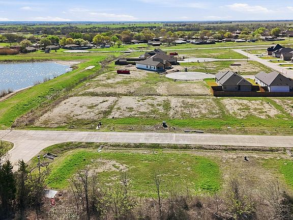 4th image of 525 Tiber River Rd