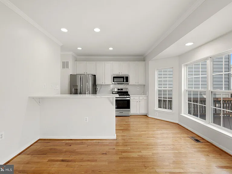 45805 Marlane Ter — Photo 7