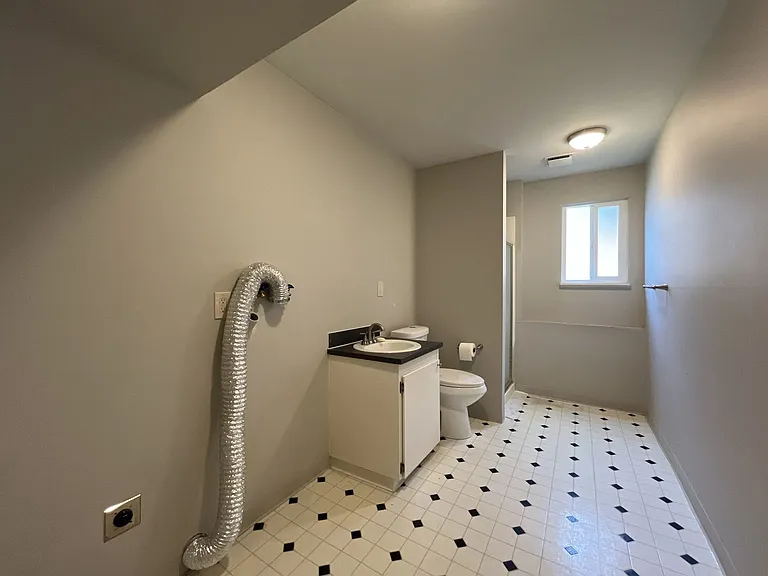 3919 SE Monroe St — Photo 40