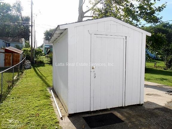 Small Storage Shed