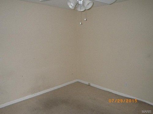5th image of 8654 Burton Ave