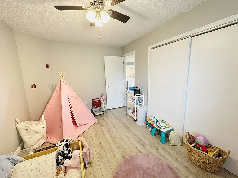 1505 W 8th Street Terr — Photo 16