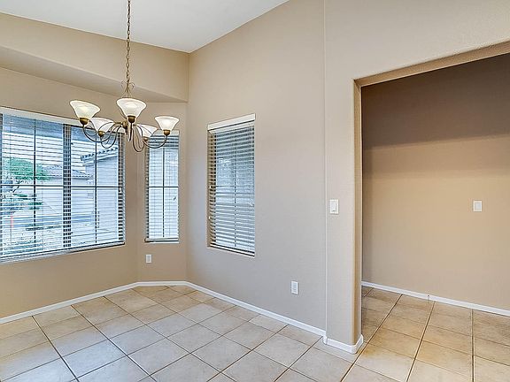 2nd image of 4716 E Laredo Ln