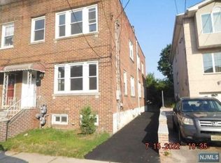 312 Roff Ave, Palisades Park, NJ 07650