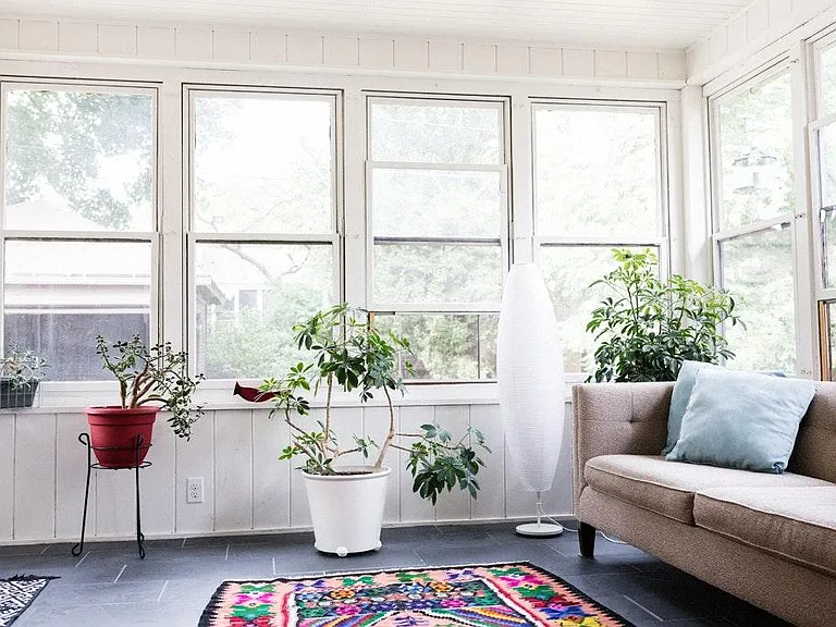 Rear sun porch