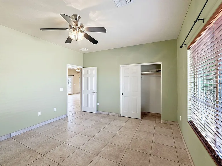 4212 S Hackberry Dr — Photo 26