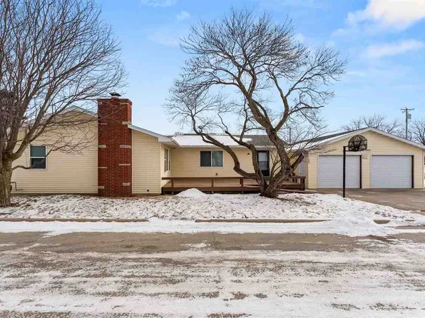 105 Mechanic St, Middletown, IA 52638