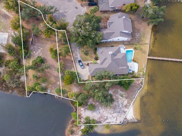 105 & 201 Harbour Pointe Dr, Lynn Haven, FL 32444