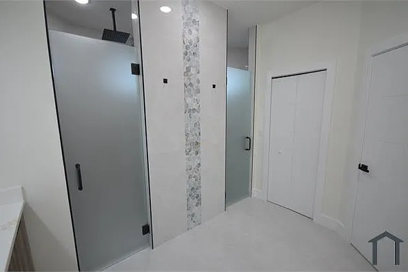 2416 Diplomat Pkwy W — Photo 32