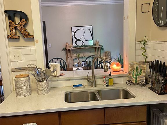 5th image of 667 Richmond Ave APT 3