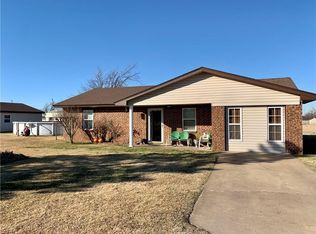 202 Clearview Dr, Amber, OK 73004