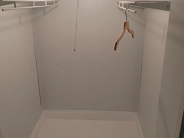 1729 N Melvina Ave #BASEMENT — Photo 8