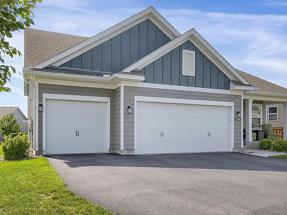 2nd image of 11960 Blue Spruce Ct N