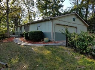 655 Walnut Dr, Logan, OH 43138