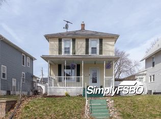 1175 26th St #A, Moline, IL 61265