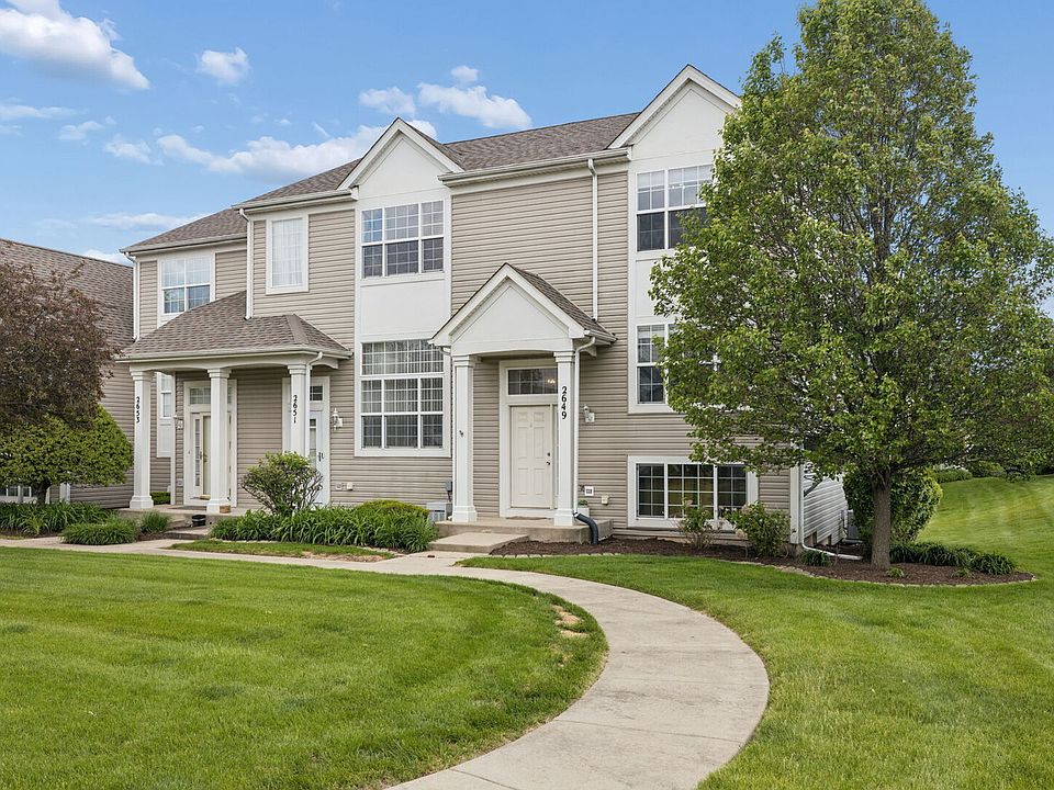 1st image of 2649 Canyon Dr