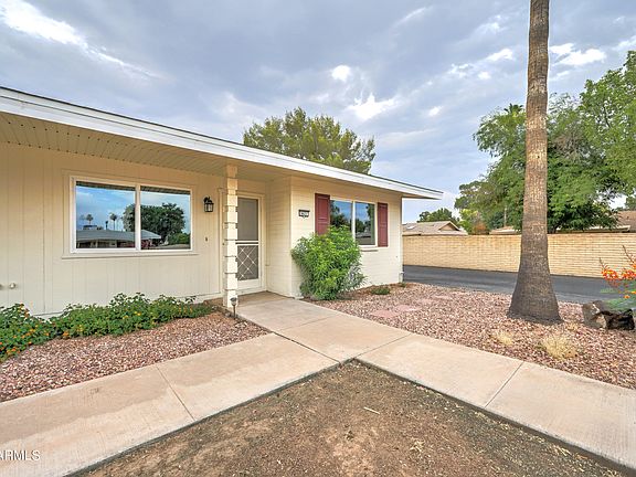 3rd image of 9621 N 111TH Avenue