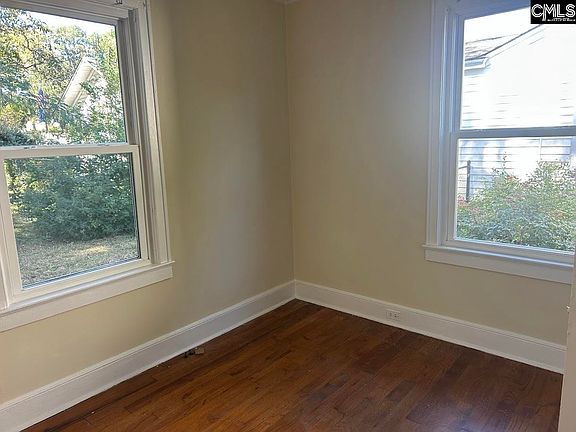 4th image of 403 Hemphill St