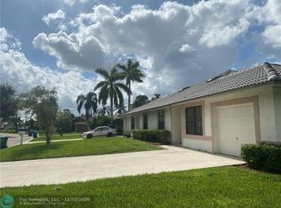 3270 NW 118th Ln, Pompano Beach, FL 33065