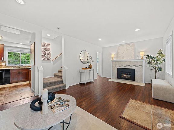 4th image of 17502 113th Avenue NE