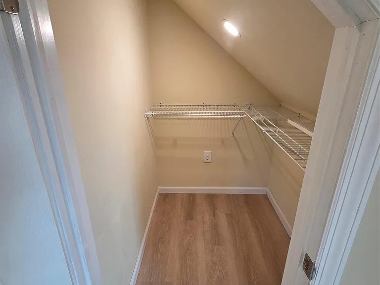 210 Main St #3 — Photo 9