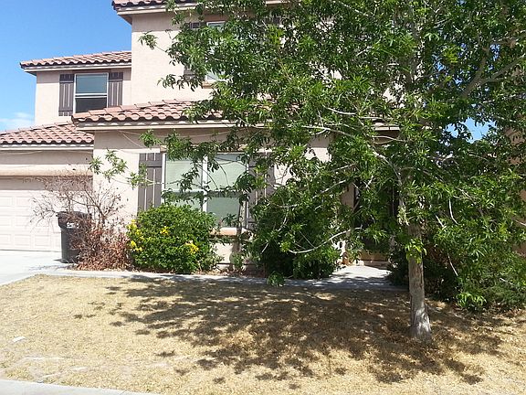 2nd image of 746 Beach Park St