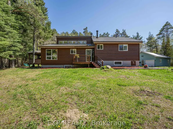 1138 Skeleton Lake 2 Rd, Muskoka Lakes, ON P0B 1M0